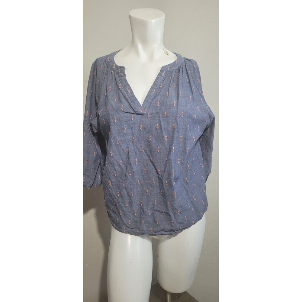 Skies are Blue Small Top Blouse v-neck texture 3/4 sleeve short shirt